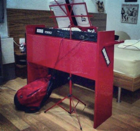 61 keyboard custom stand, Hobbies & Toys, Music & Media, Music ...