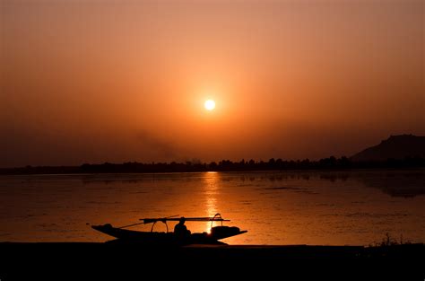 Sunset over Dal Lake | Shutterbug