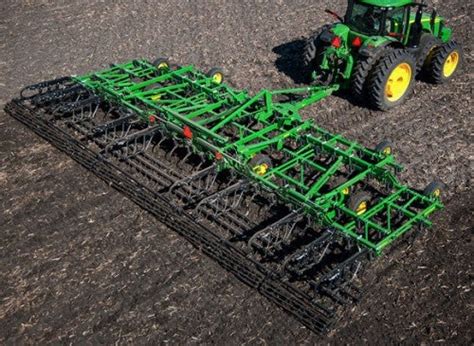 John Deere Introduces 2230 Field Cultivator & 2330 Mulch Finisher | Tractor News