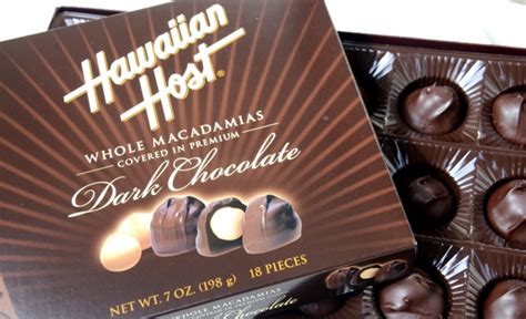 Review: Hawaiian Host dark chocolate macadamia nuts - NEAROF