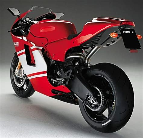 DUCATI Desmosedici RR (2007-2008) Specs, Performance & Photos - autoevolution