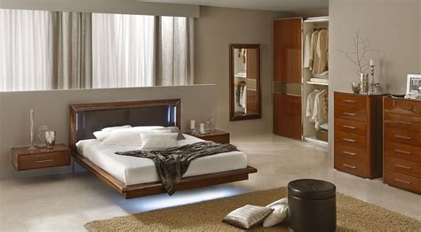 Sky Modern Italian Bedroom set - N - Contemporary - Bedroom Star Modern ...