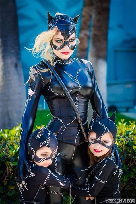 Cat woman and little cat baby | Best cosplay, Catwoman cosplay, Cosplay girls