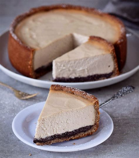 Baked Vegan Cheesecake | Gluten-Free Oil-Free Recipe - Elavegan