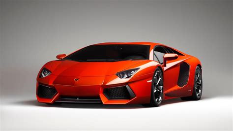 Lamborghini Aventador LP 700-4 debuts at 2011 Geneva auto show