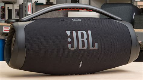 JBL Boombox 3 Review - RTINGS.com