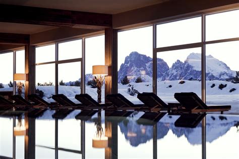 Alpina Dolomites - Spa On Top Of Europe’s Largest High-Altitude Plateau