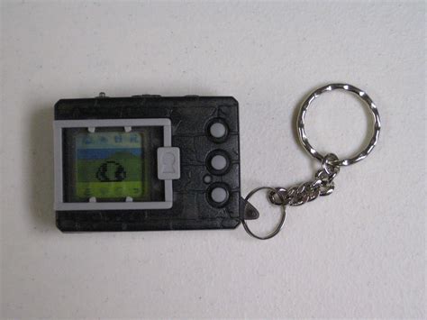 Hyrule Trading Company: Digimon Virtual Pet Electronic Toy