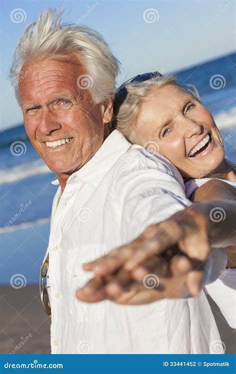 Happy Senior Old Couple On Tropical Beach Stock Photography - Image: 33441452