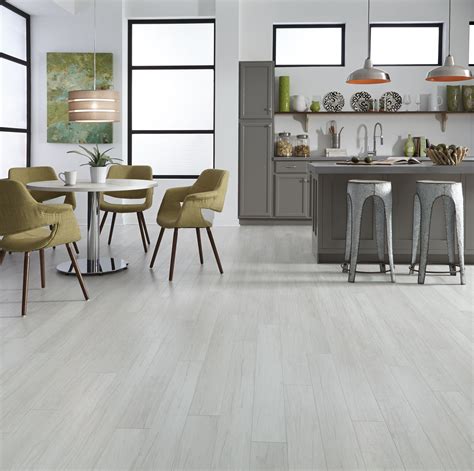 30+ Light Grey Wood Flooring – HomeDecorish