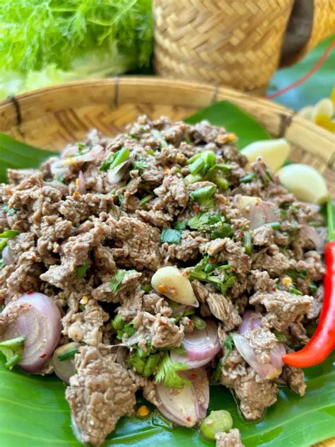 Thai Ground Beef Larb Recipe (Larb Neua) – Hungry in Thailand