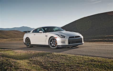 2013 Nissan GT-R Black Edition Verdict - Motor Trend