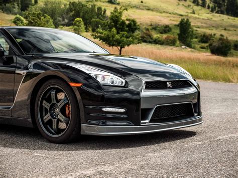 Pre-Owned 2016 Nissan GT-R Black Edition Coupe in Kelowna #ACO-1305J* | August Luxury Motorcars