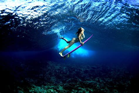 Girls Surfing Wallpaper - WallpaperSafari