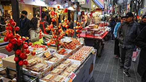 10 Best Seoul Night Markets to Visit