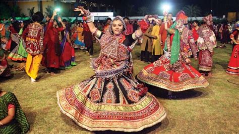 Gujarat's 'Garba' dance nominated by UNESCO for 2023 - NewsBharati