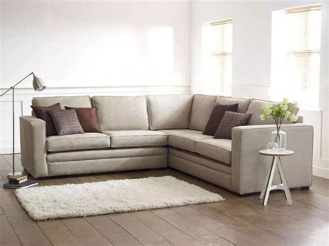 Minimalist Living Room Sofa Style Ideas For Small Space / FresHOUZ.com | L shaped sofa, L shaped ...