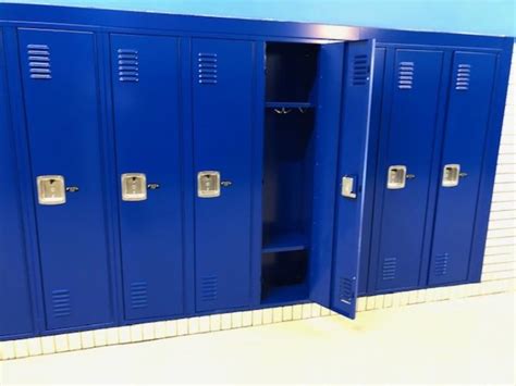 Hallway Lockers Manufacturer | Carroll Seating Company