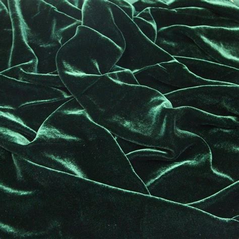 Hunter Green Silk Velvet Fabric | iFabric