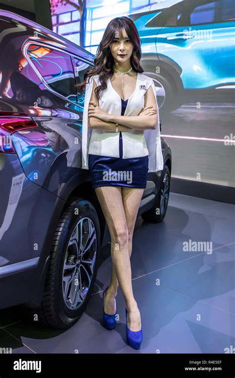 Kuala Lumpur, Malaysia. 26th November, 2018. Korean car show models pose at Hyundai booth in ...