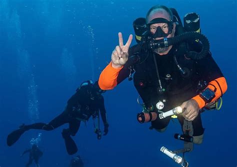 Become a Certified Extended Range Wreck Diver