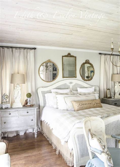 French Country Bedroom Decorating Ideas and Photos