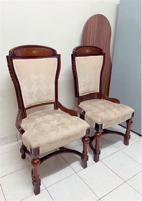 Vintage Chair Classic Design, Furniture & Home Living, Furniture, Chairs on Carousell