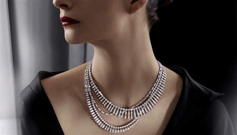 17 Best Chanel Necklace Picks and Ideas - Bijoux Inspire