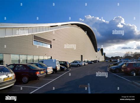 Farnborough airport terminal building hi-res stock photography and images - Alamy