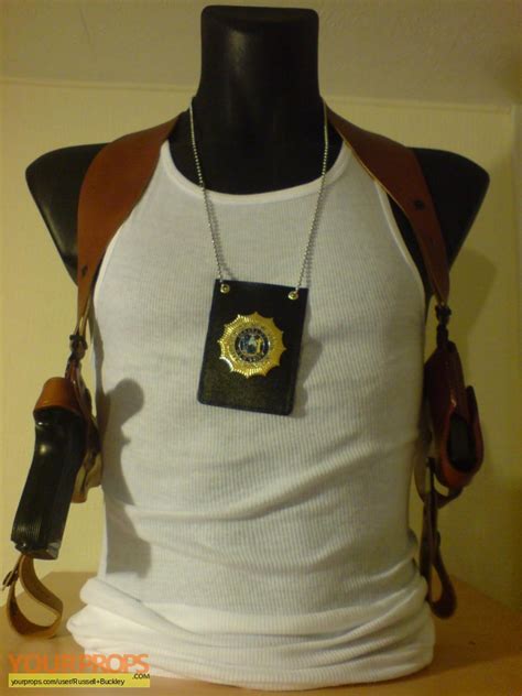 Die Hard: With A Vengeance John McClane (Bruce Willis) Vest, Holster, ID & Beretta 92FS Display ...