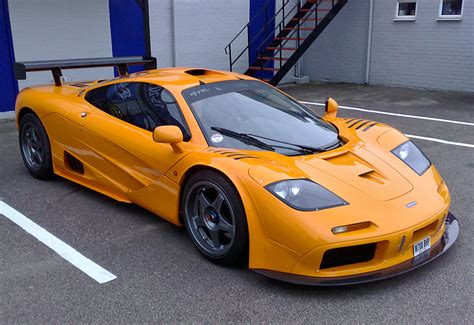 1995 McLaren F1 GTR - price and specifications