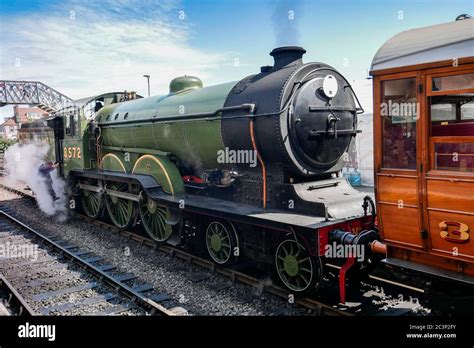 Lner b12 8572 steam locomotive hi-res stock photography and images - Alamy