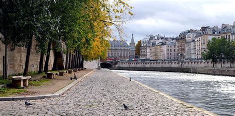 Seine River map. Seine river in Paris map. Seine cruise map.