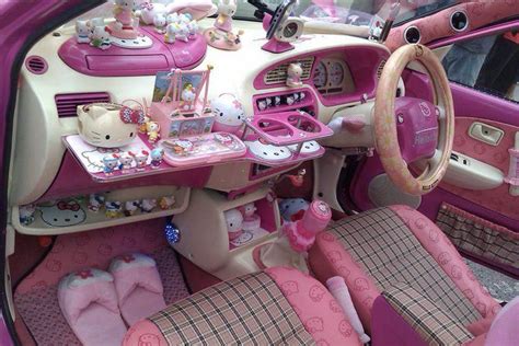 Car Interior – Hello Kitty Hell