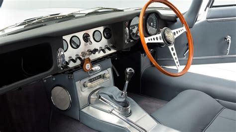 restored 1961 Jaguar E-Type interior - JaguarForums