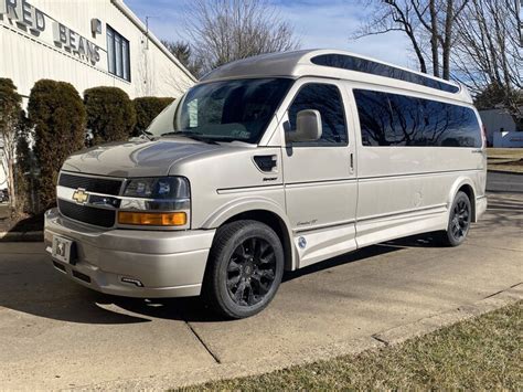 2023 Chevy Express 9-Passenger Explorer Limited SE High Top Conversion Van - Fred Beans Chevrolet