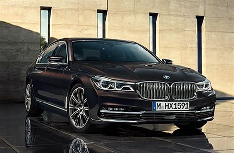 Bmw M7 Competition Black - Draw-dome