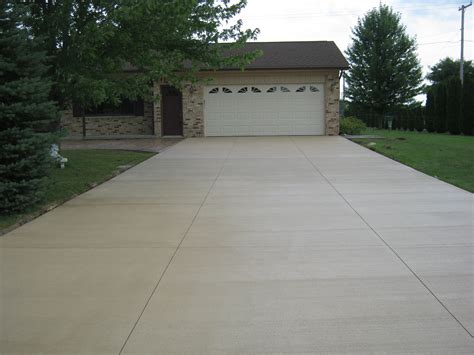 painting concrete driveway ideas - Just As Much Fun Log-Book Diaporama