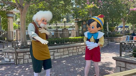 PHOTOS, VIDEO: Pinocchio and Geppetto Make an Appearance for Character Meet and Greet at ...