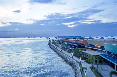 5-Star Hotel in Batam, Indonesia | Batam Marriott Hotel Harbour Bay