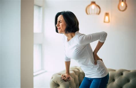 Low back pain in women: Why does it hurt? - Women's Healthcare