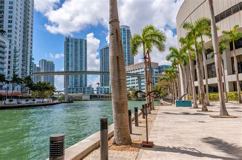 Miami Riverwalk - Enjoy a Lovely Stroll by the Water – Go Guides