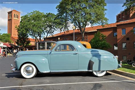 1941 Chrysler Royal | conceptcarz.com