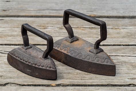 Very Old Iron Vintage Iron 1800's Very Rare Cast Iron | atelier-yuwa.ciao.jp