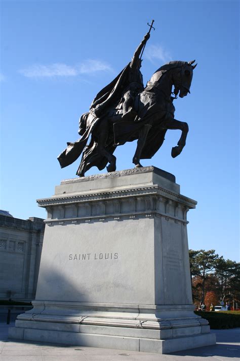 Statue of St Louis