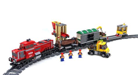 Red Cargo Train - LEGO set #3677-1 (Building Sets > City)