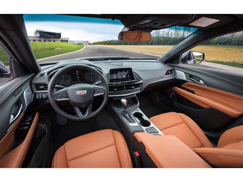 2022 Cadillac CT4: 77 Interior Photos | U.S. News