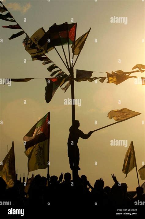 Fatah flag hi-res stock photography and images - Alamy