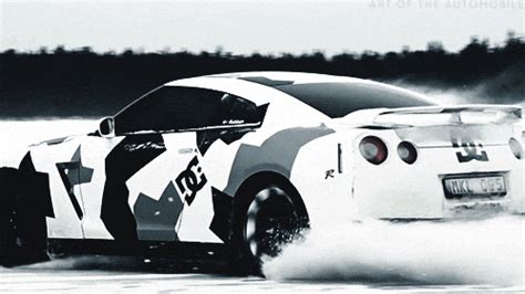 Gtr 35 GIFs - Find & Share on GIPHY