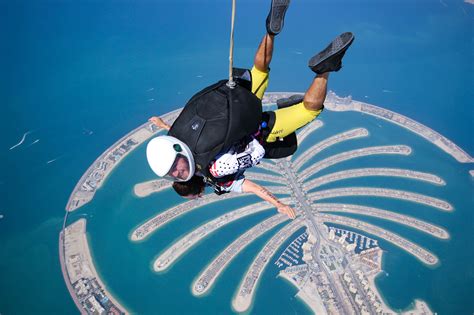 Skydiving in Dubai | Tips for Beginners | Visit Dubai